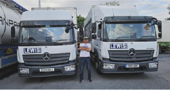 apart_vans apart vans