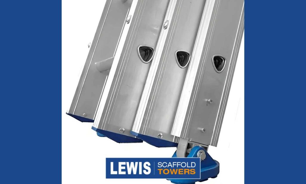 What are the Key Features of the Trade Triple Extension Ladder? 4 Trade Triple Extension Ladder rubber feet