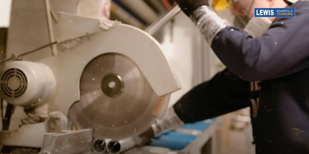 Scaffold Stabiliser – How It’s Made 3 aluminium tube preparation stabilisers