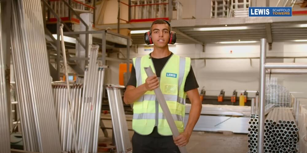 Scaffold Tower Frames - How It’s Made 4 notched serrated horizontal aluminium tube lewis