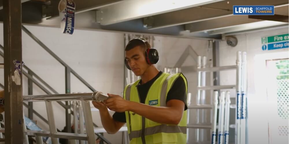 Scaffold Tower Frames - How It’s Made 7 spigot installation tower frame lewis
